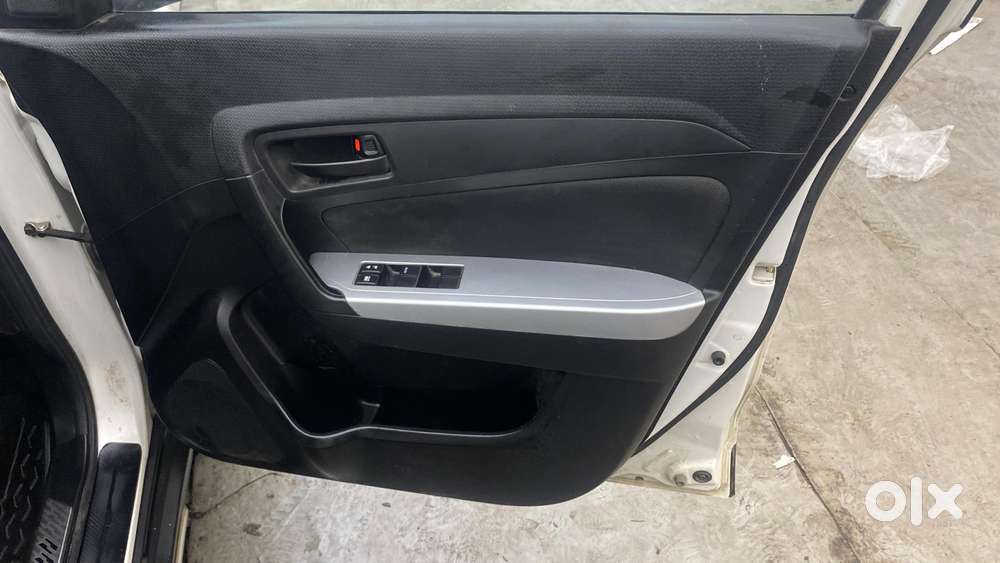 Maruti Suzuki Vitara Brezza 1.5 Vxi, 2022, Petrol