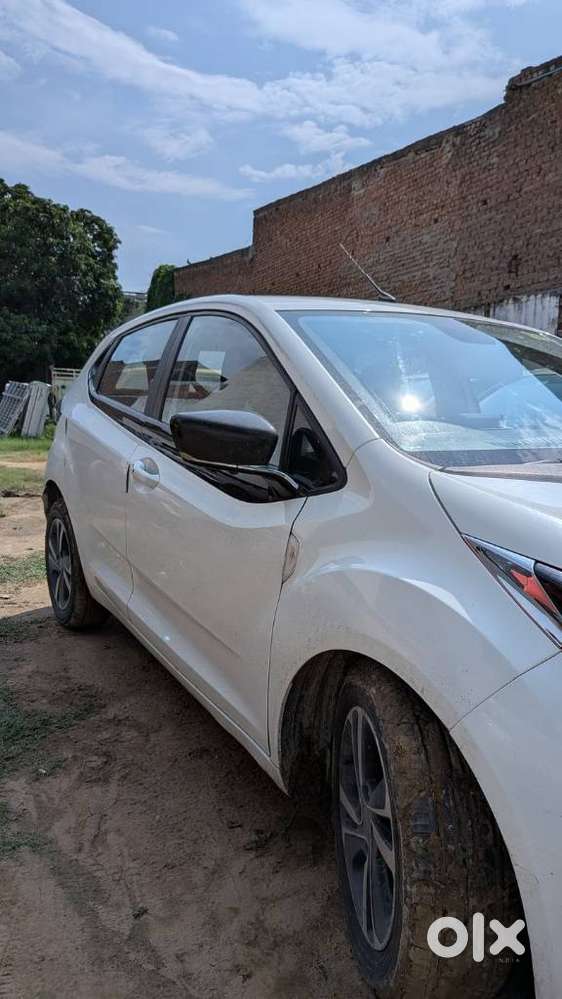 Tata Altroz, 2022, Diesel