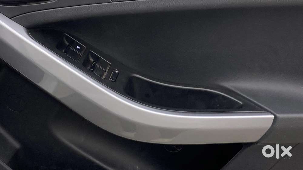 Tata Nexon 1.2 Revotron Xm (s), 2021, Petrol