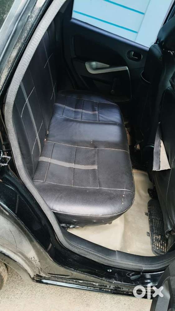 Ford Figo Tatanium Diesel 2011