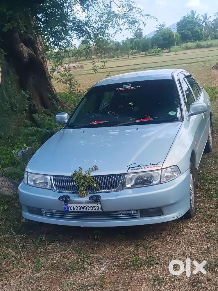 Mitsubishi Lancer Le Modal Petrol Vehicle