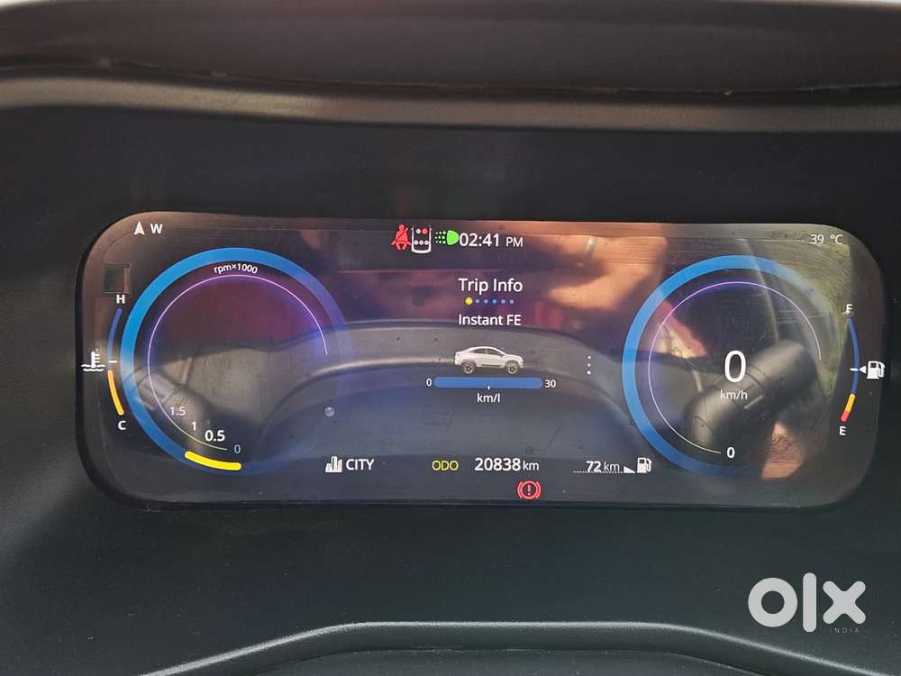 Tata Curvv Accomplished Plus A 1.2 Hyperion Gdi Petrol 6mt, 2025, Pe..