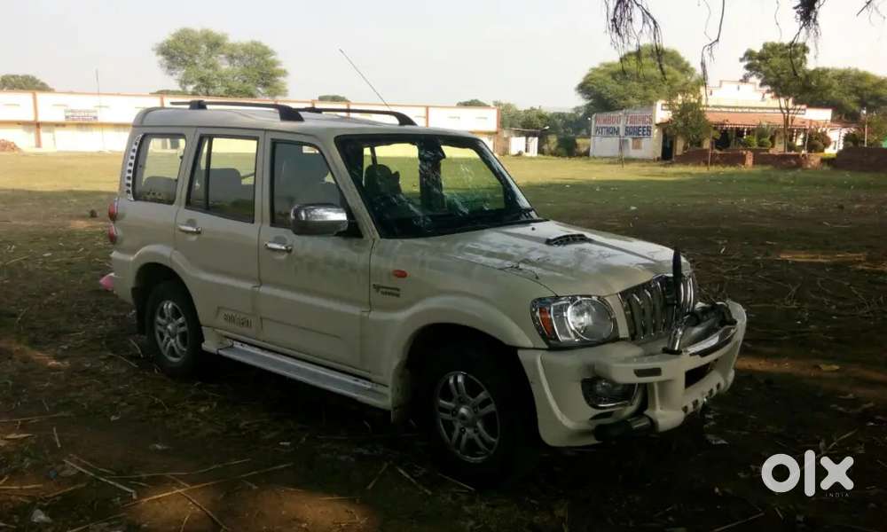 Mahindra Scorpio Vlx 2013