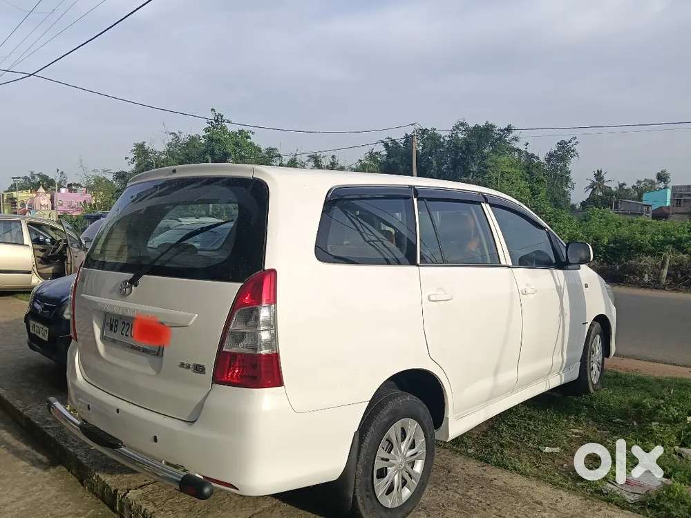 Toyota Innova 2.5 G 2013 Life Time Tax