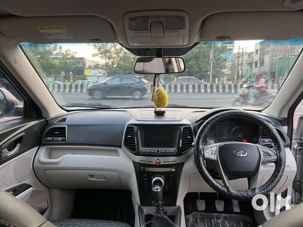 Mahindra Xuv300 W8, 2021, Petrol