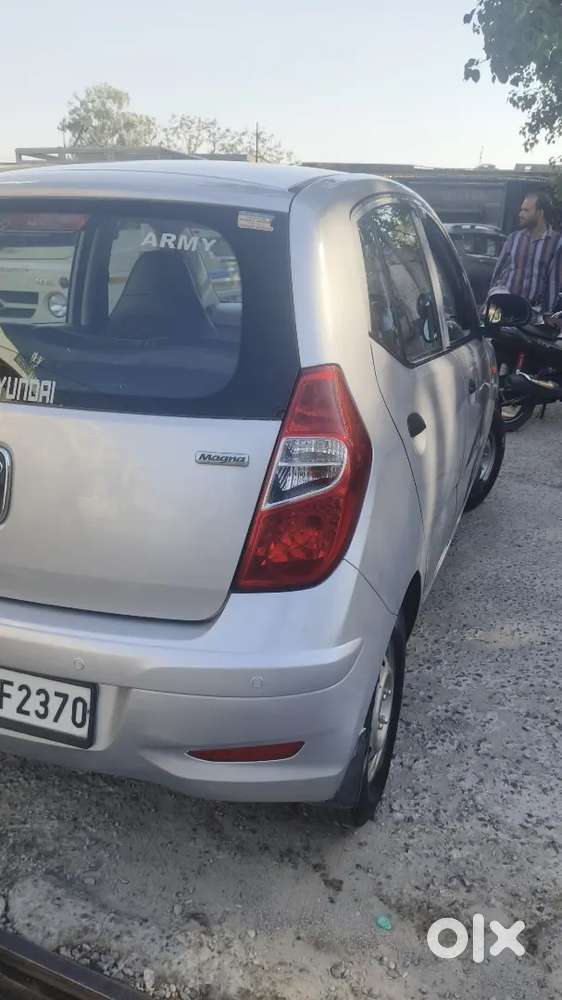 Hyundai I10 2014 Petrol 730000 Km Driven