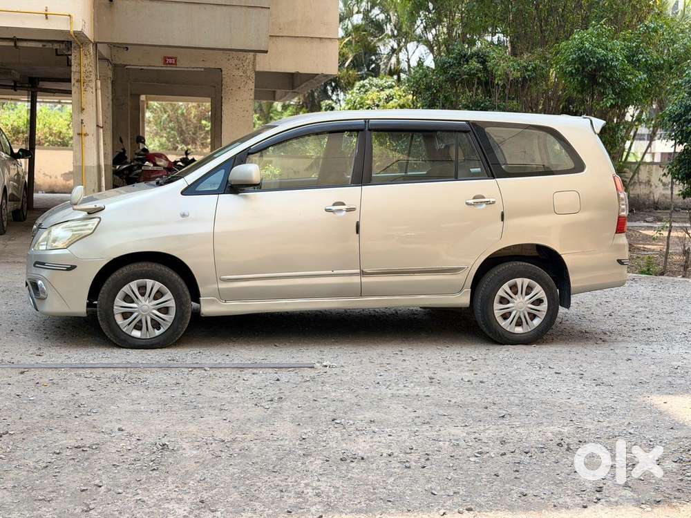 Toyota Innova 2012-2013 2.5 E Diesel Ms 7-seater, 2013, Diesel