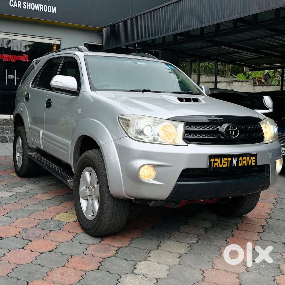 Toyota Fortuner 3.0 4x4 Manual, 2010, Diesel