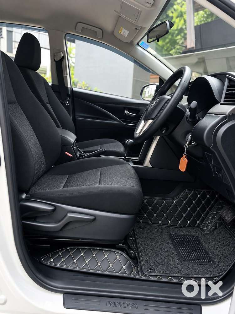 Toyota Innova Crysta [2020-ongoing] 2.7 Gx At 8 Str, 2021, Petrol