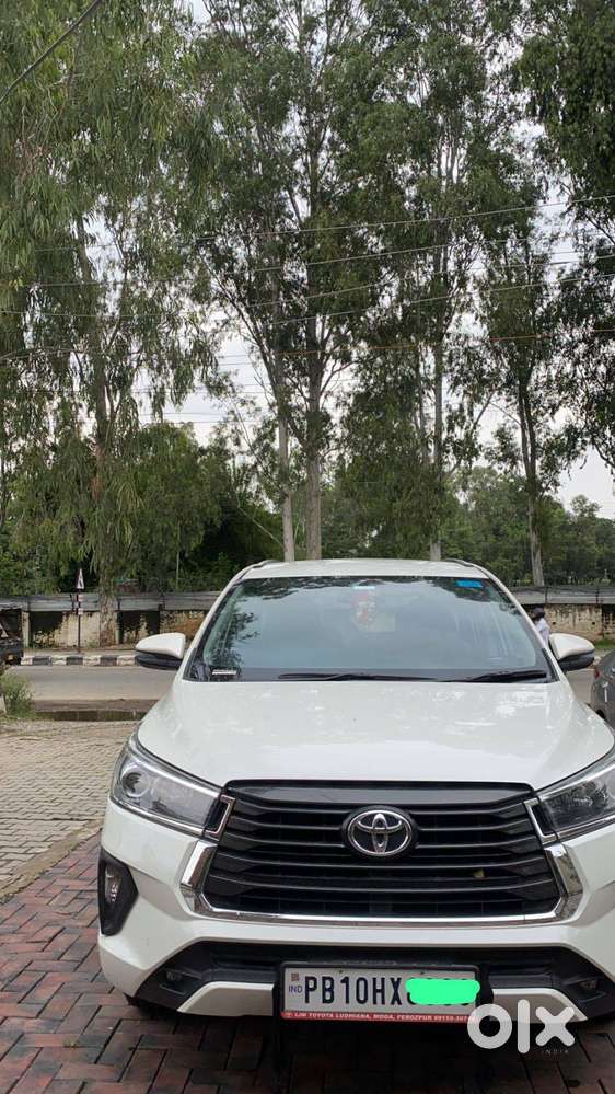 Toyota Innova Crysta 2022