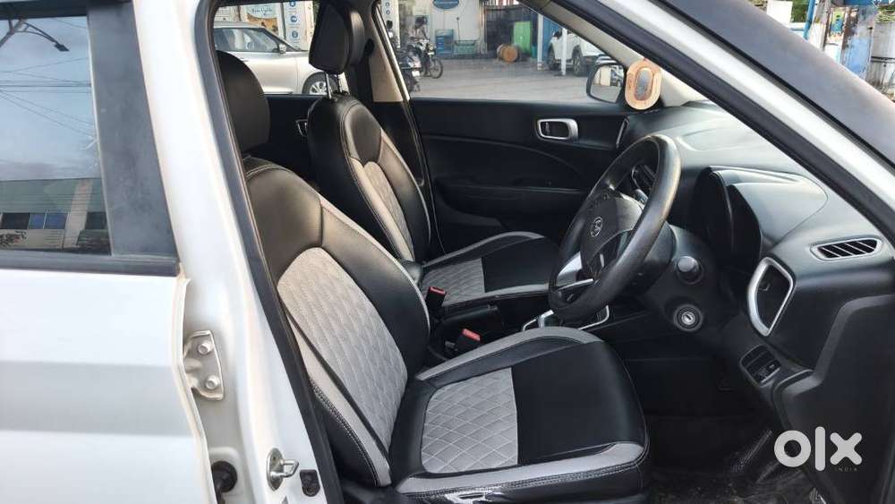 Hyundai Venue 1.2 S (o), 2020, Petrol