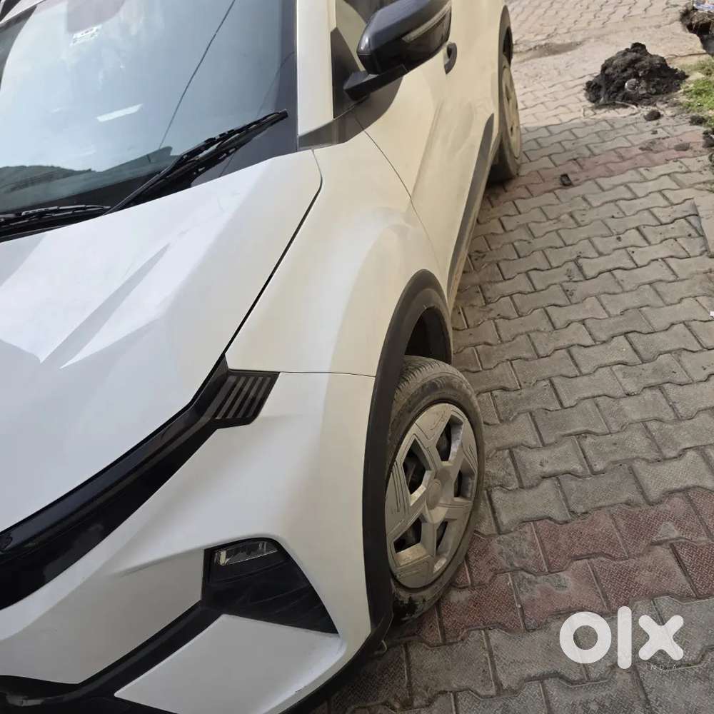 Tata Nexon Pure 2025