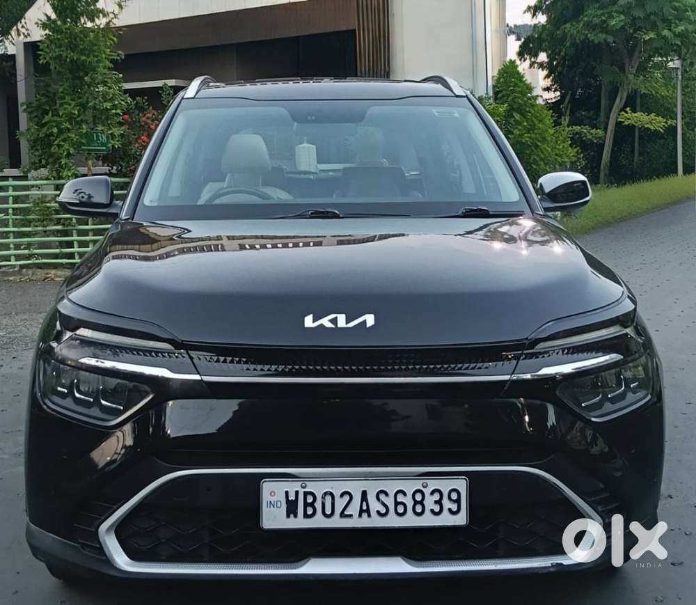 Kia Carens 1.4 Luxury Plus 6 Str, 2022, Petrol