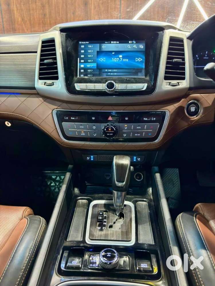 Mahindra Alturas G4 4wd At, 2019, Diesel