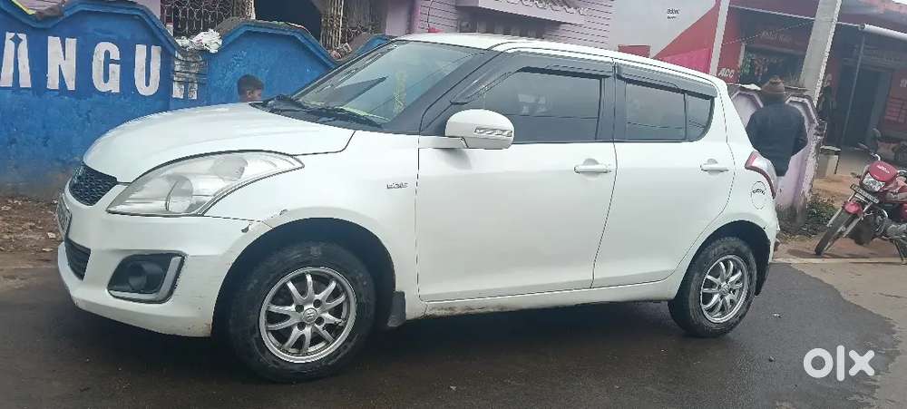 Maruti Suzuki Swift Dzire 2015 Diesel 85000 Km Driven