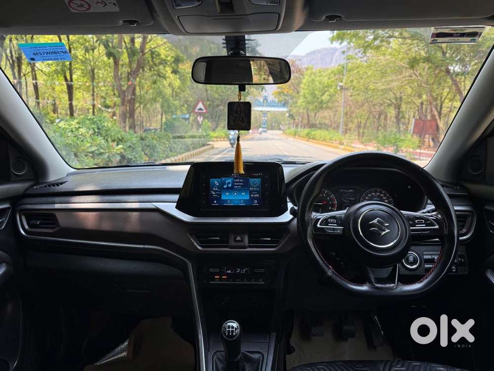 Maruti Suzuki Brezza 1.5 Zxi Plus Smart Hybrid Dual Tone, 2022, Cng ..