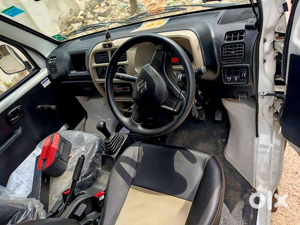 Like-new Eeco Cargo 2025 (cng/ac)  Secure With Central Locking