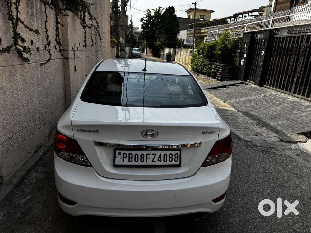 Hyundai Fluidic Verna 1.6 Vtvt Sx, 2014, Petrol