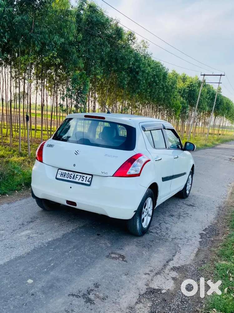 Maruti Suzuki Swift 2015 Petrol 96000 Km Driven