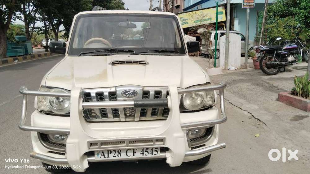 Mahindra Scorpio S10, 2012, Diesel
