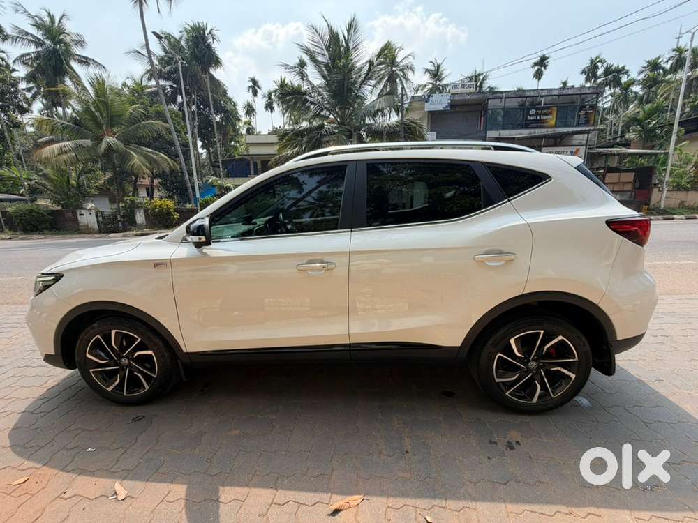 Mg Astor 2023 Petrol 23750 Km Driven