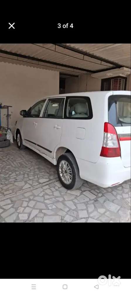 Toyota Innova 2011