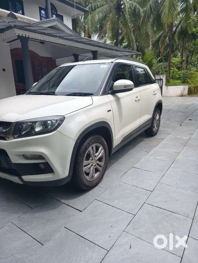 2017 Maruti Suzuki Brezza Zdi Plus