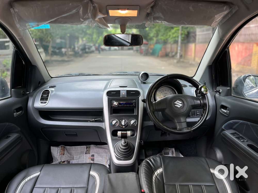 Maruti Suzuki Ritz Vxi, 2011, Petrol