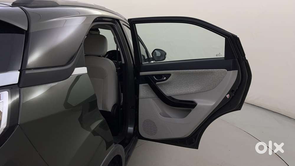 Tata Nexon 1.2 Revotron Xza Plus (l), 2022, Petrol