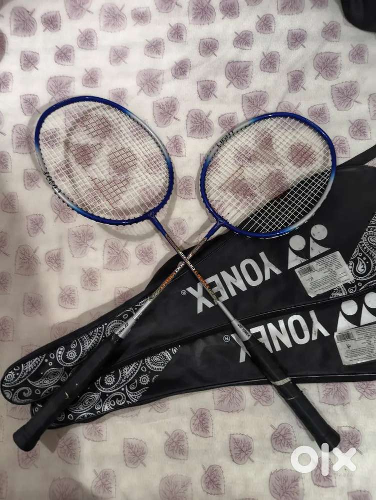 YONEX ZR 100 LIGHT 95g Badminton Racket