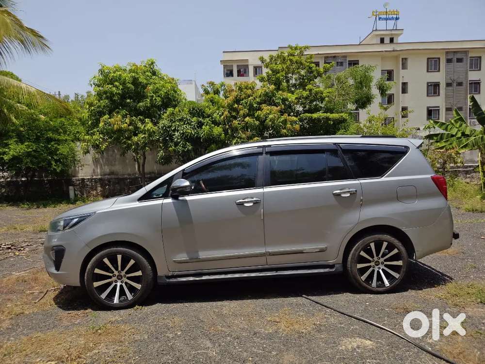Toyota Innova Crysta 2.8 Gx Automatic