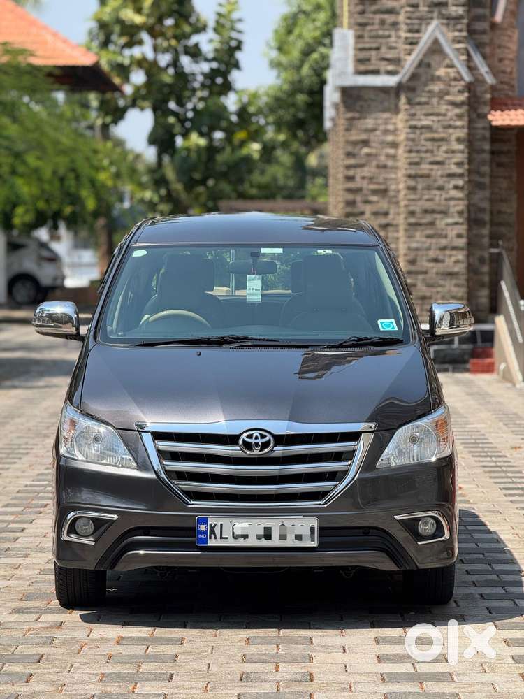 Toyota Innova 2.5 Gx 7 Seater Bs Iv, 2015, Diesel