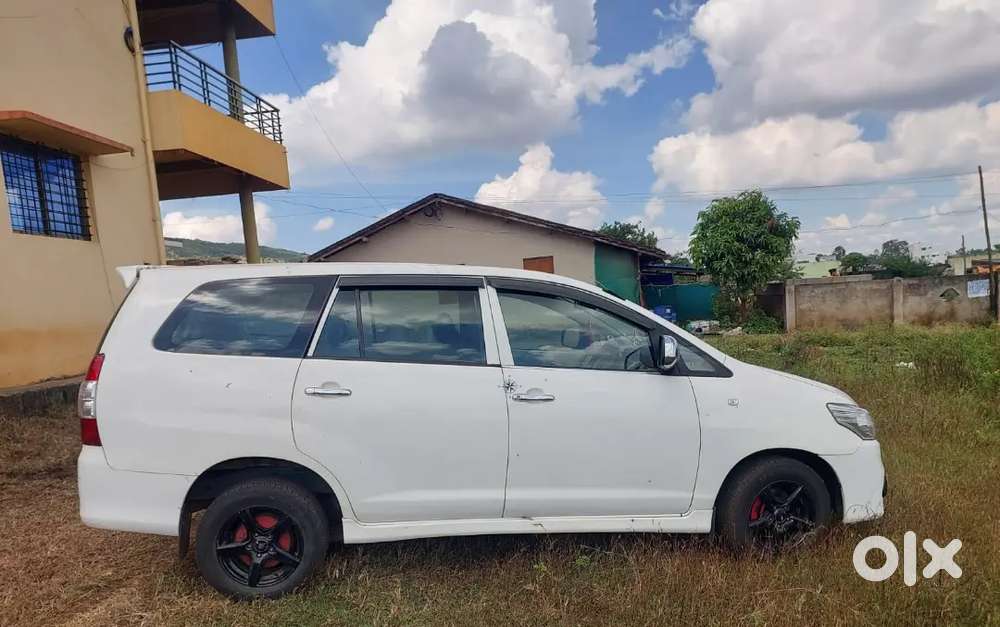 Toyota Innova 2013 G4