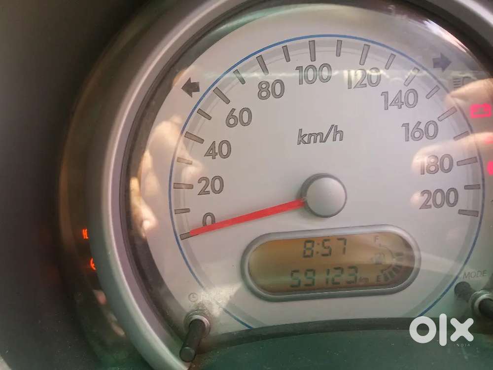 Gadi Me Koi Kaam Nhi H. Incurance 2027,center Looking