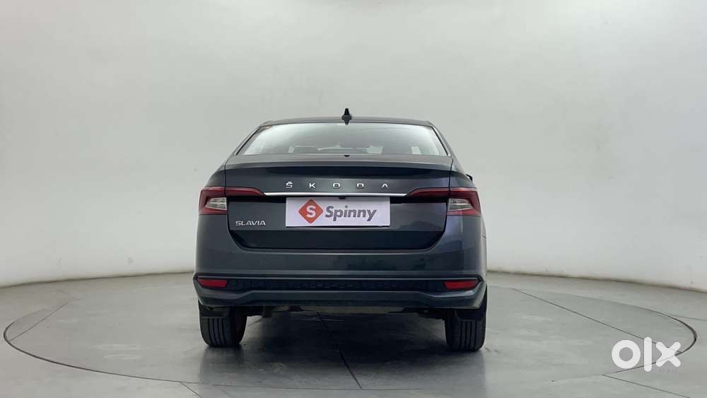 Skoda Slavia Ambition 1.0l Tsi At, 2024, Petrol
