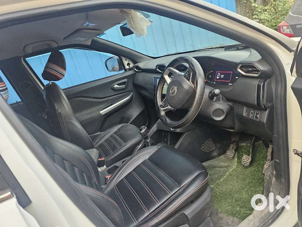 Nissan Magnite Xv Premium Top Model Fixed Price