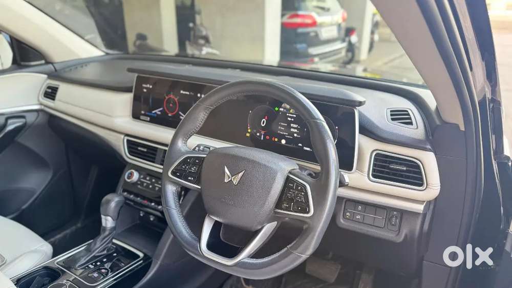 Mahindra Xuv700 Ax7 L Top Diesel Automatic