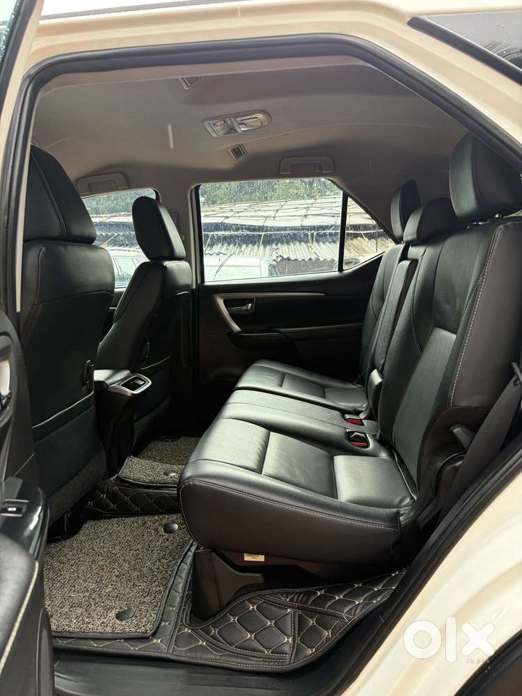 Toyota Fortuner 4x2 At 2.8 Diesel, 2021, Diesel