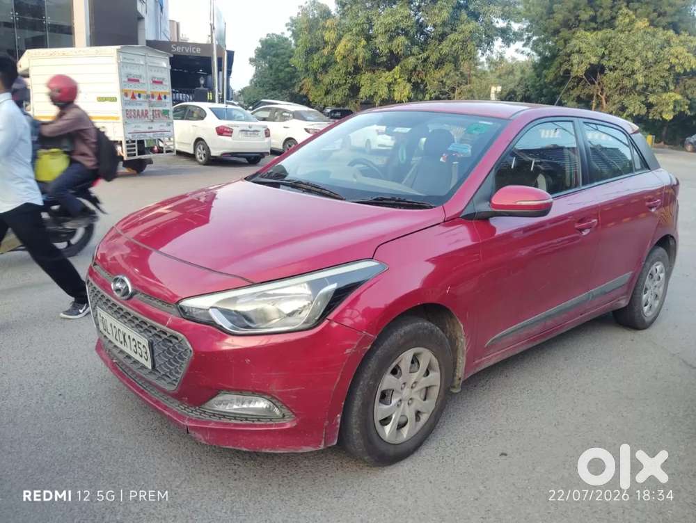 Hyundai Elite I20 Sportz (o) 1.2, 2015, Petrol