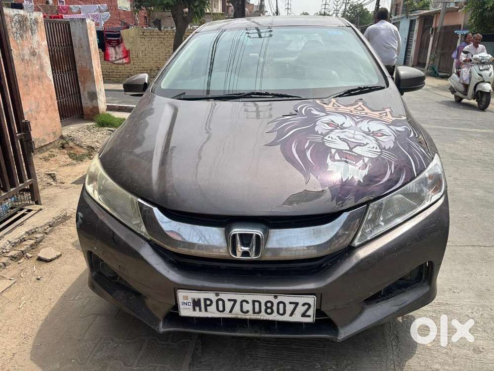 Honda City 2015 Cng & Hybrids 90000 Km Driven Cng Pass Nahi Hai