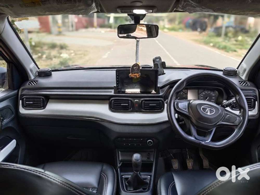 Tata Punch Pure, 2022, Petrol