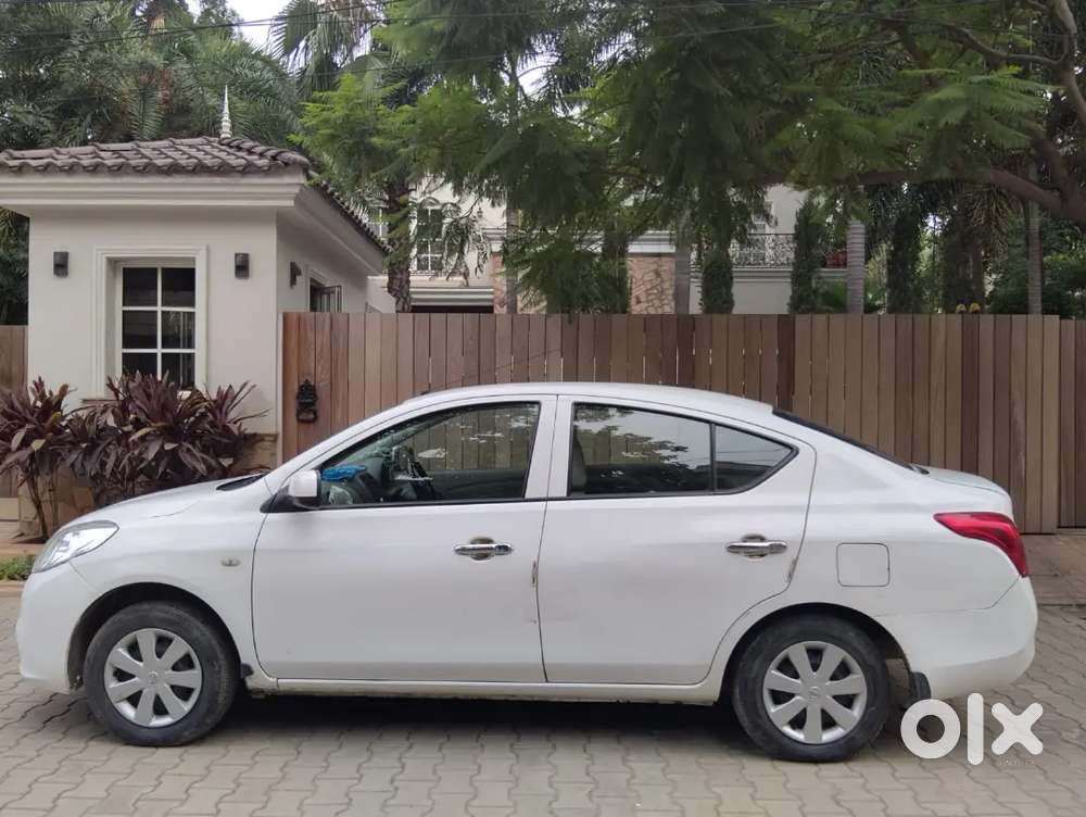 Nissan Sunny Petrol 2013 With 80,000 Km Driven