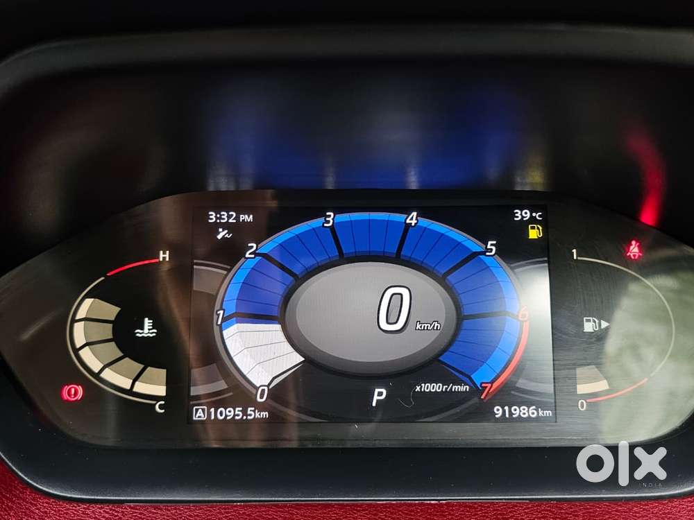Nissan Magnite 1.0 Xv Executive Turbo Cvt, 2022, Petrol