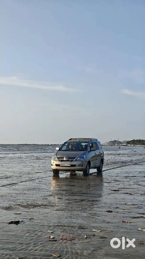 Toyota Innova 2005 Cng & Hybrids 25960 Km Driven
