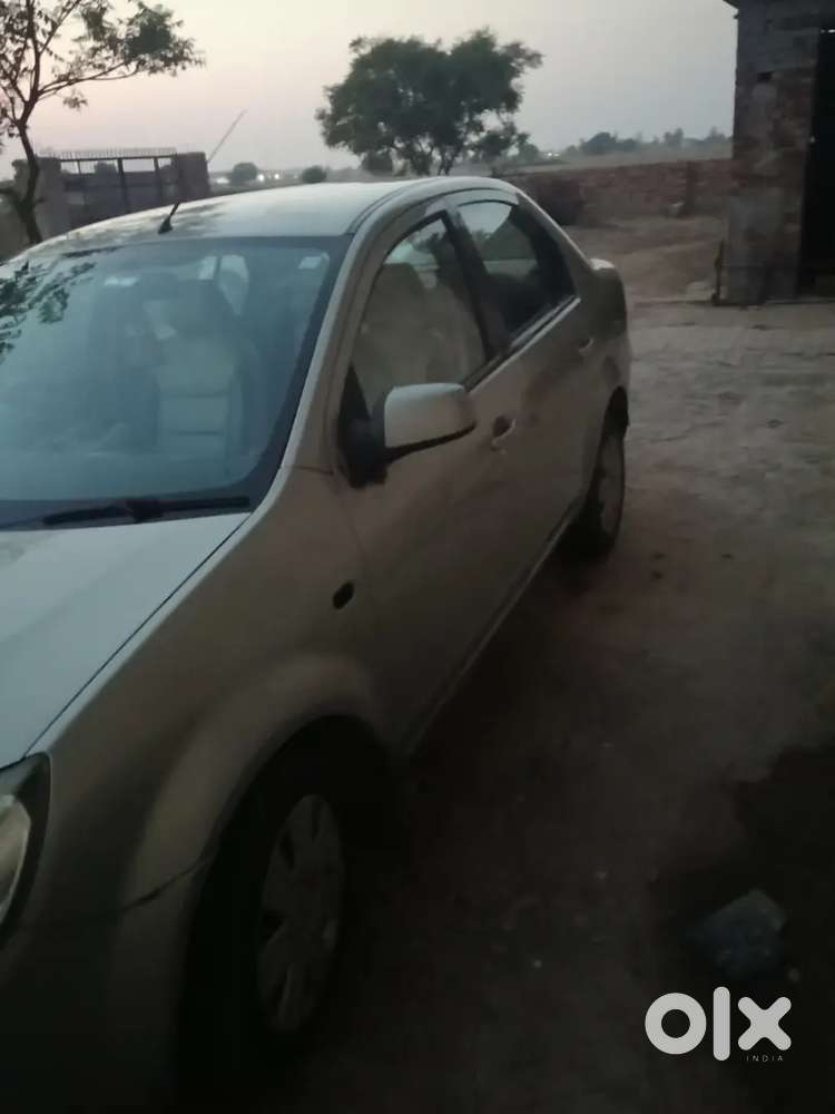 Ford Fiesta 2010 Petrol 56000 Km Driven Only For Outside Delhi Ncr