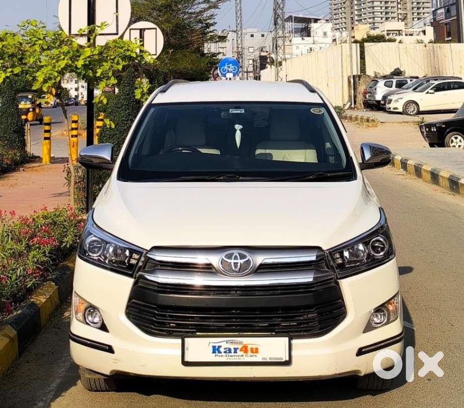 Toyota Innova Crysta