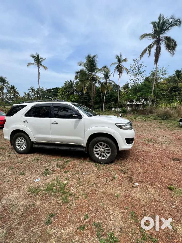Toyota Fortuner 2014