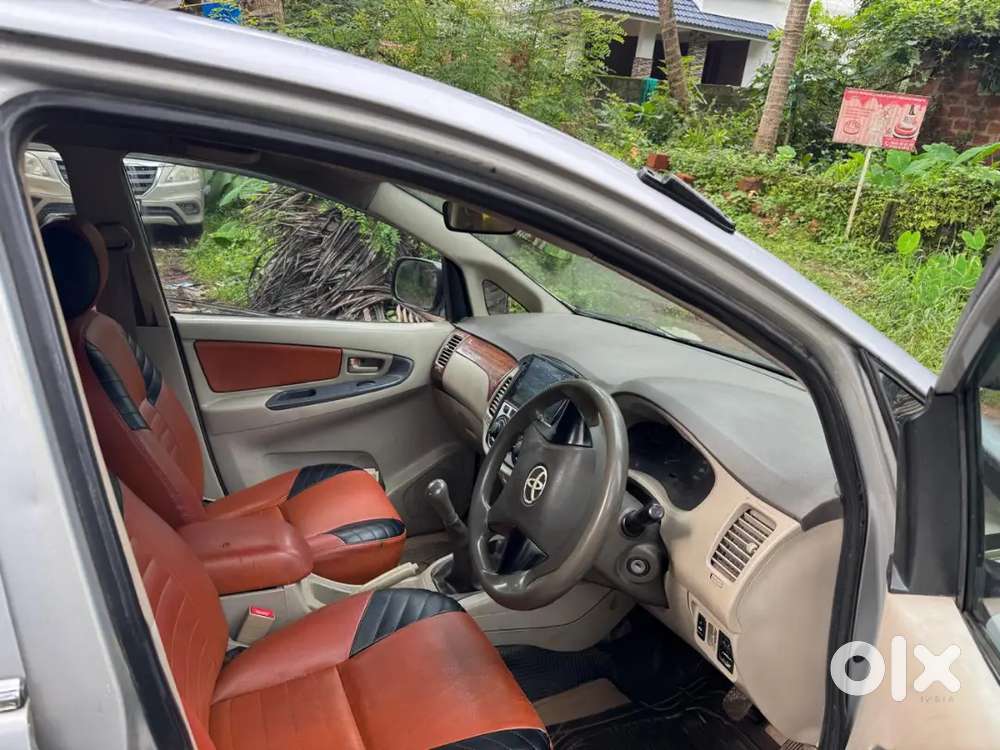 Toyota Innova Diesel 2012
