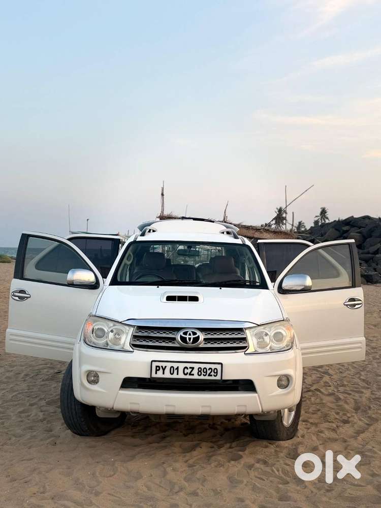 2011 Mfg Toyota Fortuner 4x4 Mt, 2nd Owner Py Registered Vehicle