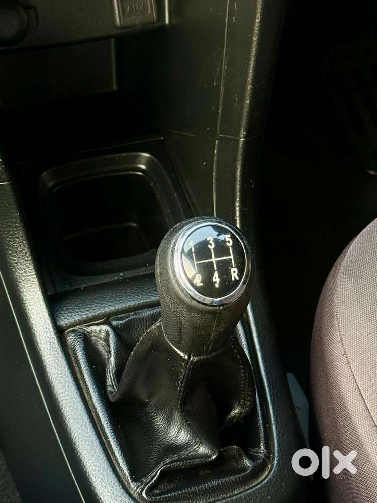 Maruti Suzuki Swift Zxi, 2013, Petrol